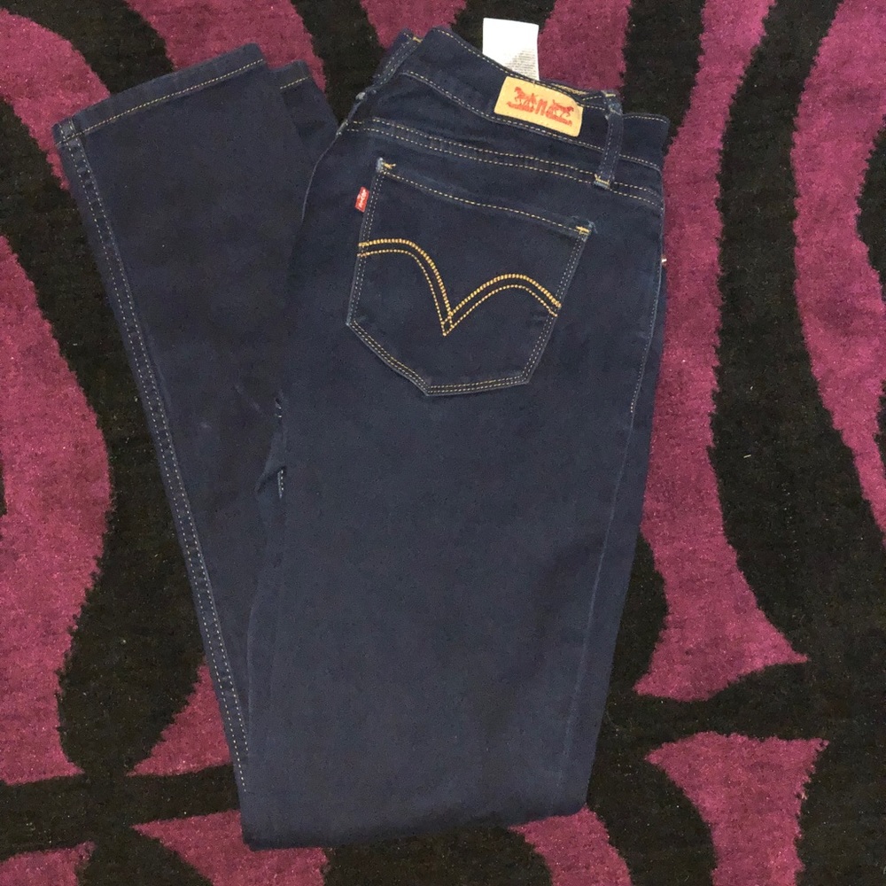 Levi’s - 524 - Skinny pant